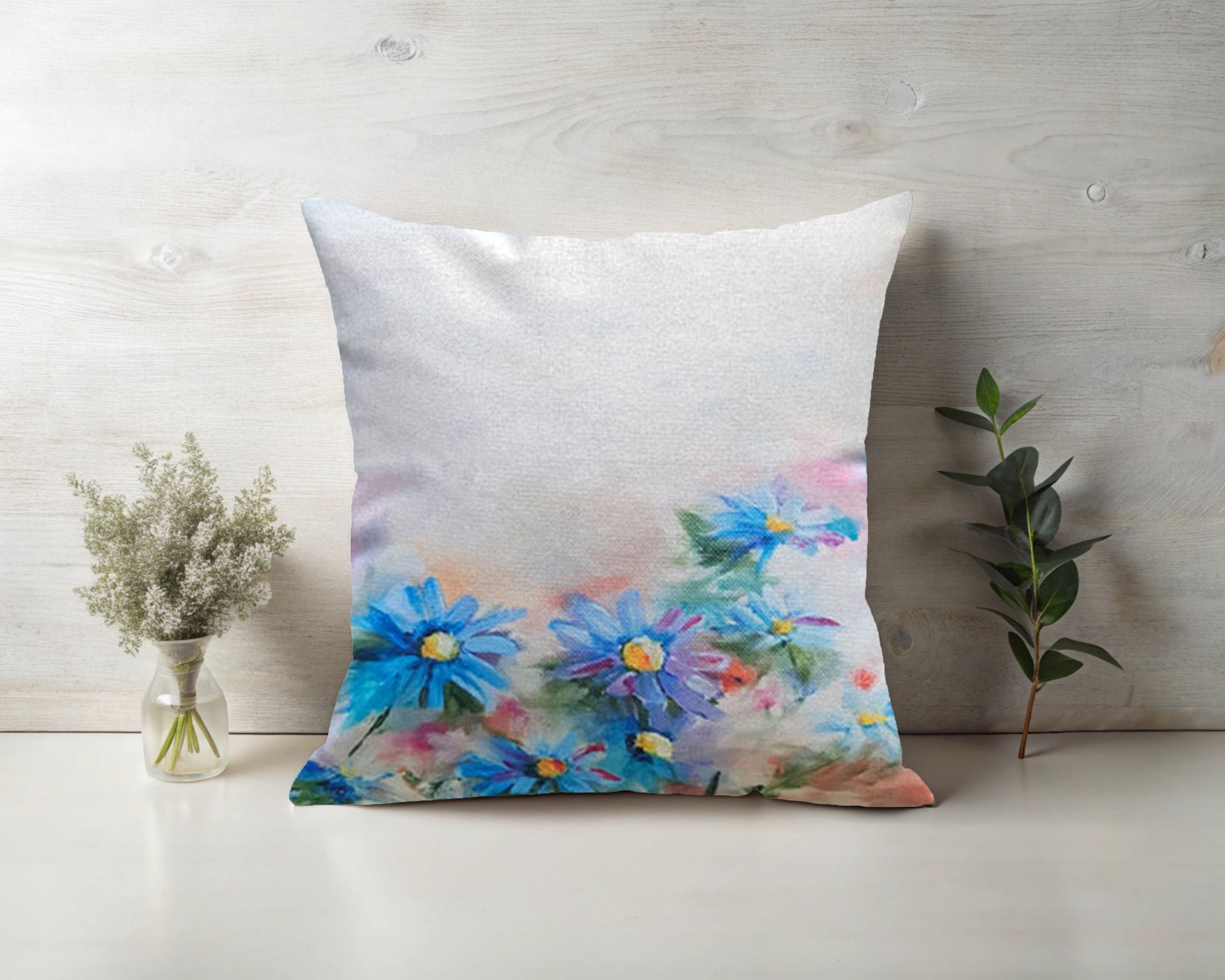 Printed on a stylish linen look fabric, the delicate calm daisy design brings warmth and elegance to any space.