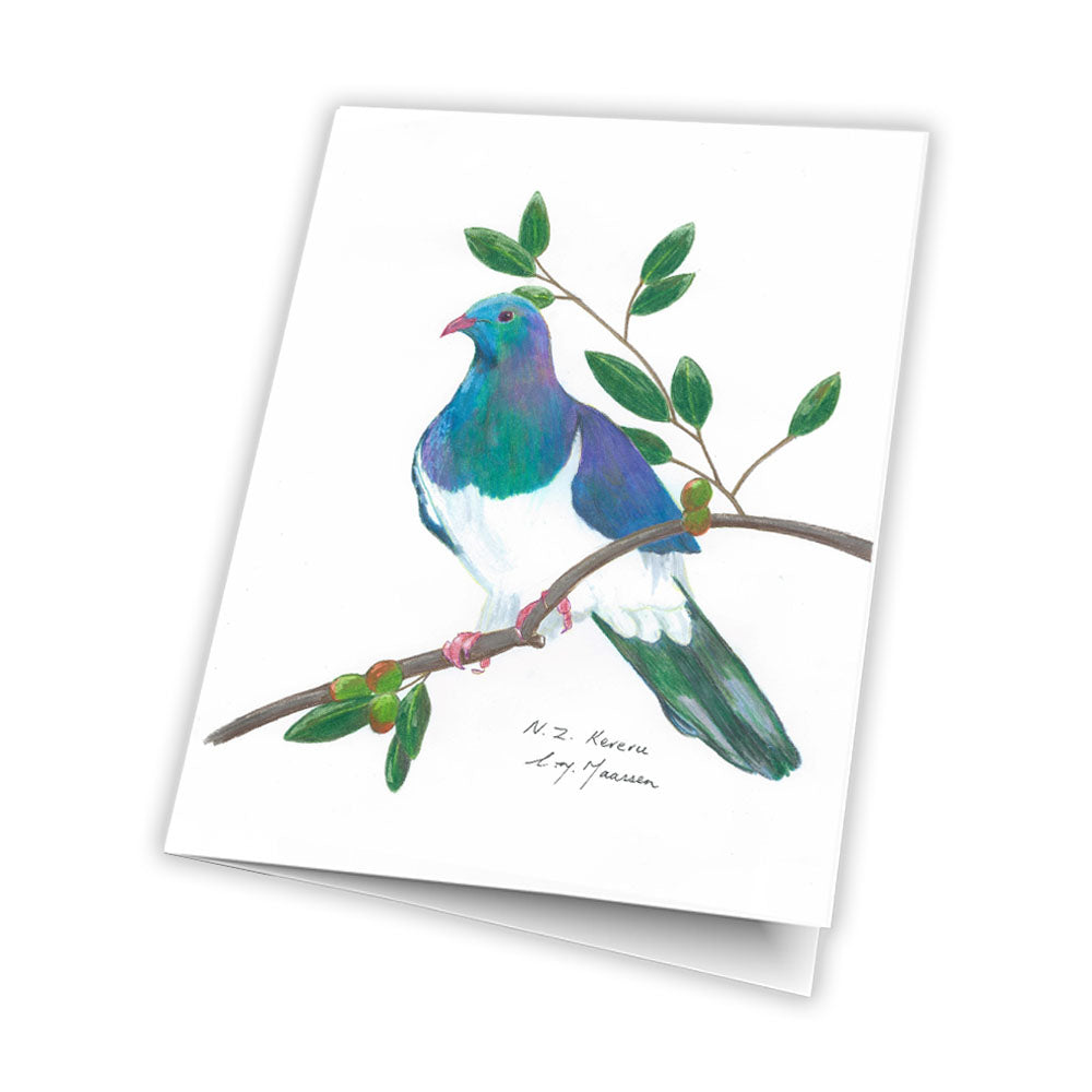 Featuring a detailed print of my original New Zealand Kereru painting, this greeting card captures the charm of one of Aotearoa’s most beloved native birds.